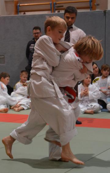 Leander in Action